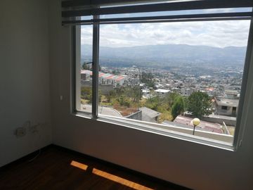 OPORTUNIDAD CASA AMPLIA 260m2 3 HABITACIONES SAN JUAN CUMBAYA