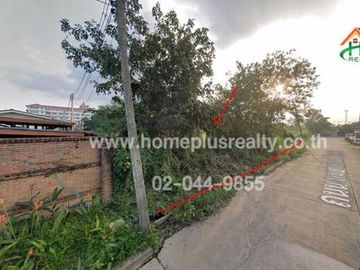 ที่ดินในหมู่บ้านเวิลด์คลับแลนด์ คลองสาม คลองหลวง ปทุมธานี เนื้อที่ 1 ไร่ 1 งาน 87 ตารางวา