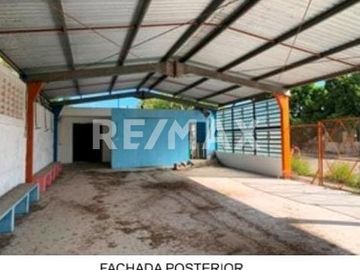 LOCAL-COMERCIAL EN VENTA.
