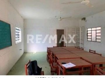 LOCAL-COMERCIAL EN VENTA.