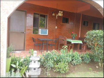 Tagaytay City Big House For Sale 1,000 sqm