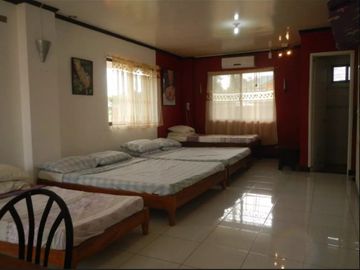 Tagaytay City Big House For Sale 1,000 sqm
