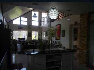 Tagaytay City Big House For Sale 1,000 sqm