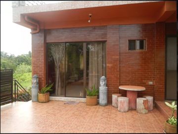 Tagaytay City Big House For Sale 1,000 sqm