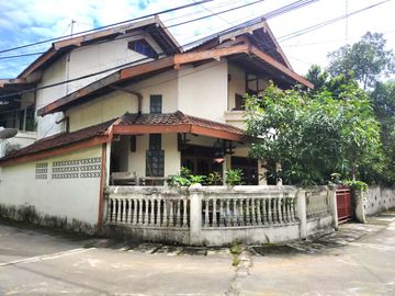 Rumah Induk dan Kos dekat Banyak Kampus dan Amplaz