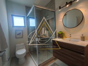 Casa en Queretaro con estacionamiento semitechado ppasillo lateral Entrega Inmediata Zire Zona Zakia condominio con alberca