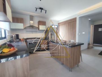 Casa en Queretaro con estacionamiento semitechado ppasillo lateral Entrega Inmediata Zire Zona Zakia condominio con alberca