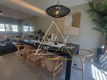 Casa en Queretaro con estacionamiento semitechado ppasillo lateral Entrega Inmediata Zire Zona Zakia condominio con alberca