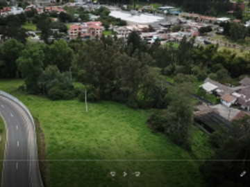 Vendo 37.700 M2 en el Valle de Los Chillos, sector San Luis Shopping, 9 9 9 0 1 0 2 3 2