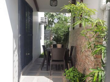 NEWLY BUILT FURNISHED MODERN HOME NEAR SM AND MCARTHUR HWAY SAN FERNANDO