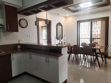 NEWLY BUILT FURNISHED MODERN HOME NEAR SM AND MCARTHUR HWAY SAN FERNANDO