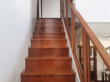 NEWLY BUILT FURNISHED MODERN HOME NEAR SM AND MCARTHUR HWAY SAN FERNANDO