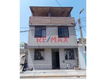 Venta De Casa Urbana, Cerca A La Playa, Super Oportunidad