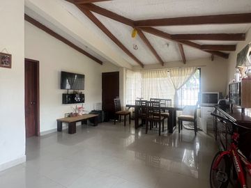 Ibarra - Casa de Venta en La Victoria