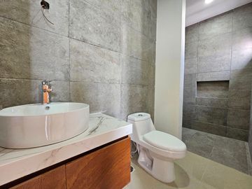 Casa en Venta con #Roofgarden y Vista a la Laguna de Mandinga, ubicada en la Zona ➕️ Exclusiva de Veracruz.