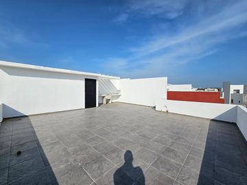 Casa en Venta con #Roofgarden y Vista a la Laguna de Mandinga, ubicada en la Zona ➕️ Exclusiva de Veracruz.