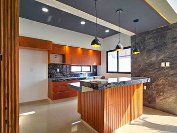Casa en Venta con #Roofgarden y Vista a la Laguna de Mandinga, ubicada en la Zona ➕️ Exclusiva de Veracruz.
