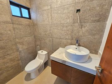 Casa en Venta con #Roofgarden y Vista a la Laguna de Mandinga, ubicada en la Zona ➕️ Exclusiva de Veracruz.