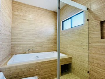 Hermosa casa residencial a solo 45 min de CDMX. Pachuca Gema lt7 priv A