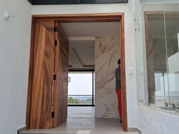VENDO CASA NUEVA BOSQUE ESMERALADA UNICA