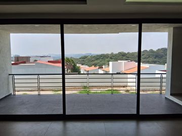 VENDO CASA NUEVA BOSQUE ESMERALADA UNICA