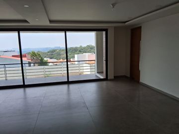 VENDO CASA NUEVA BOSQUE ESMERALADA UNICA