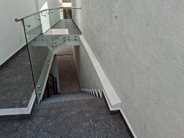 VENDO CASA NUEVA BOSQUE ESMERALADA UNICA