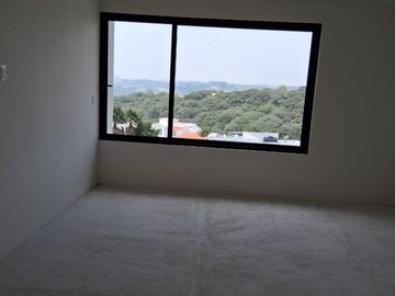 VENDO CASA NUEVA BOSQUE ESMERALADA UNICA