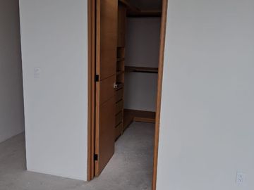 VENDO CASA NUEVA BOSQUE ESMERALADA UNICA