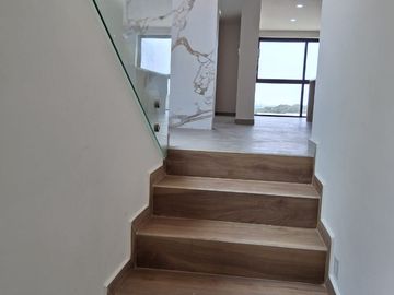 VENDO CASA NUEVA BOSQUE ESMERALADA UNICA