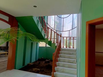 CASA  VENTA BUGAMBILIAS  OPORTUNIDAD ZAPOPAN JAL.