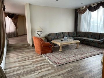 CASA  VENTA BUGAMBILIAS  OPORTUNIDAD ZAPOPAN JAL.