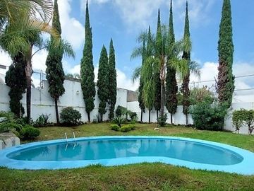 CASA  VENTA BUGAMBILIAS  OPORTUNIDAD ZAPOPAN JAL.