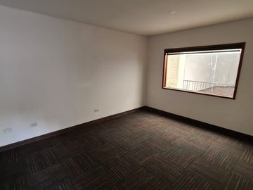 VENDO CASA ESQUINERA  CALI VALLE DEL CAUCA BARRIO SAN VICENTE SECTOR CHIPICHAPE NORTE DE