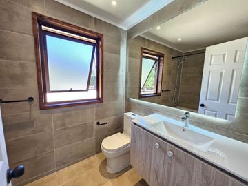 BROKER-OLMUE- CONDOM.-3D-3B-4EST-CASA VISITAS- QUINCHO-PISCINA- PALTOS