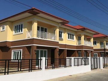 บ้านแฝดกว้างขวาง ใหญ่โต 'ความสุขที่คุณเลือกได้' กิตติชัย18 ศาลายา