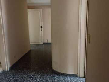 VENDO  APARTAMENTO EN VERSALLES