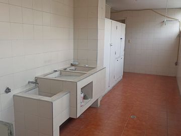 VENDO  APARTAMENTO EN VERSALLES