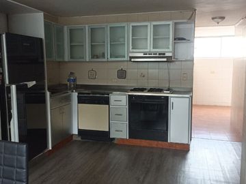 VENDO  APARTAMENTO EN VERSALLES