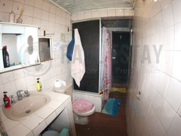 ¡OPORTUNIDAD! Vendemos casa con terreno de 543 m/2