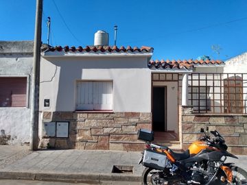 VENTA CASA mas DEPARTAMENTO en Villa Paez