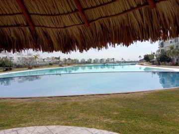 Una Casa con Laguna, Alberca, Jardín, Gym, Spa en Oaxtepec Morelos
