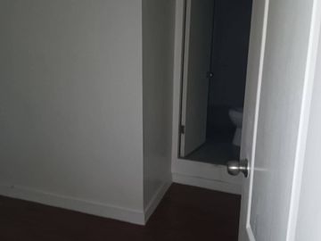 READY FOR OCCUPANCY 3 BEDROOMS 3 BATH WITH BALCONY RENT TO OWN PETS FRIENDLY IN QC NEAR GMA MRT, QAVE, CUBAO, SM