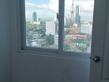 READY FOR OCCUPANCY 3 BEDROOMS 3 BATH WITH BALCONY RENT TO OWN PETS FRIENDLY IN QC NEAR GMA MRT, QAVE, CUBAO, SM