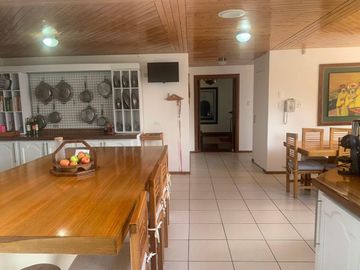 VENTA CASA Miravalle, Cumbayá