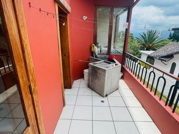 VENTA CASA Miravalle, Cumbayá