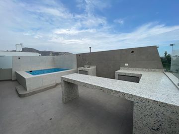 Venta Duplex de Estreno con Areas Comunes en Chacarilla Surco