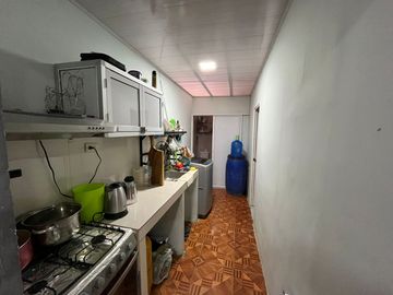 CASA DE DOS DEPARTAMENTOS EN VENTA EN PORTOVIEJO