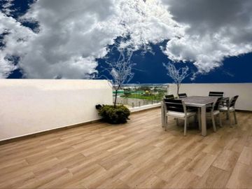 Casa en Venta en Zákia  Querétaro