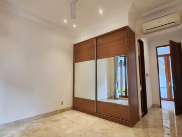 Disewakan Rumah Huk Mewah Siap Huni Area Cipete Jakarta Selatan
